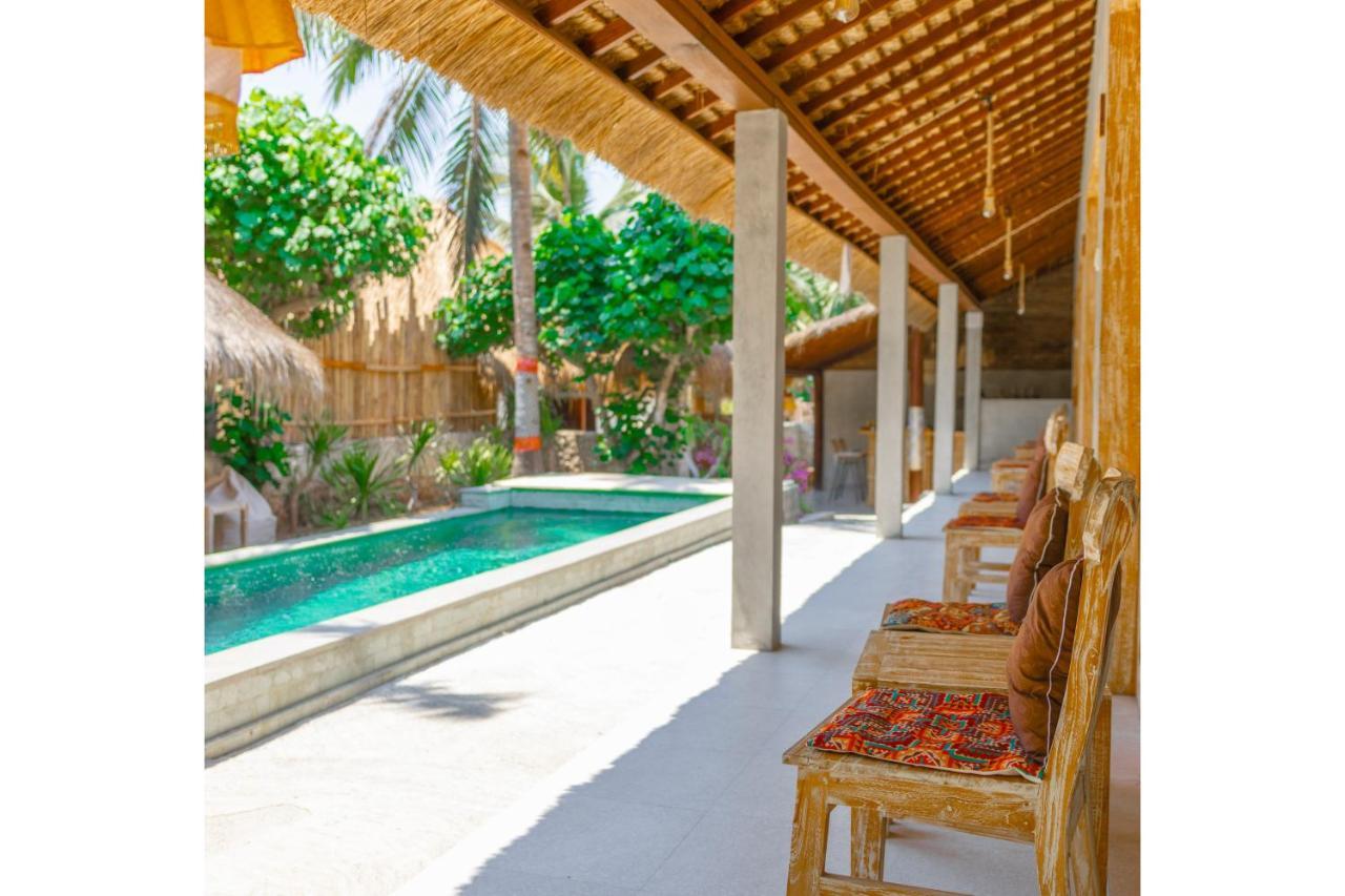 Golden Garuda Cottages Pelilit Exterior photo