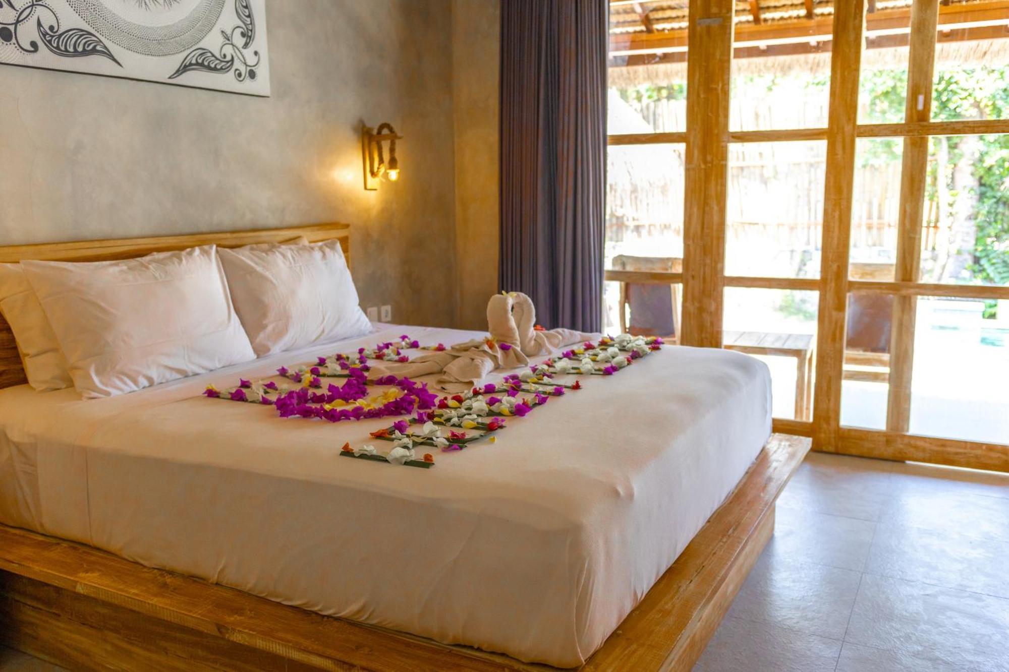 Golden Garuda Cottages Pelilit Exterior photo